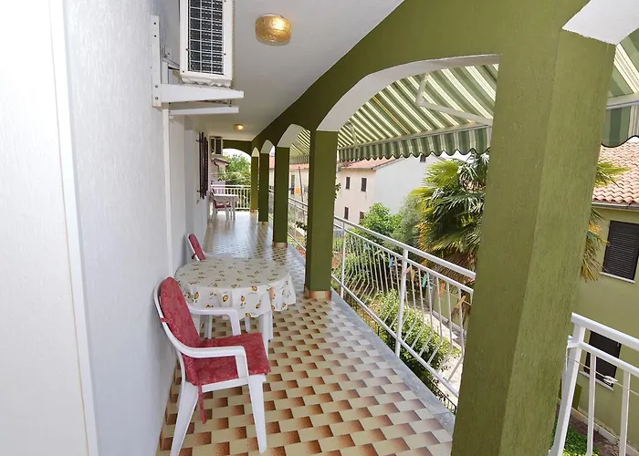 Sergggo - Location 5minute Walk Beach, Strand, 게스트하우스 포레치