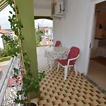 Sergggo - Location 5minute Walk Beach, Strand, ゲストハウス 3*