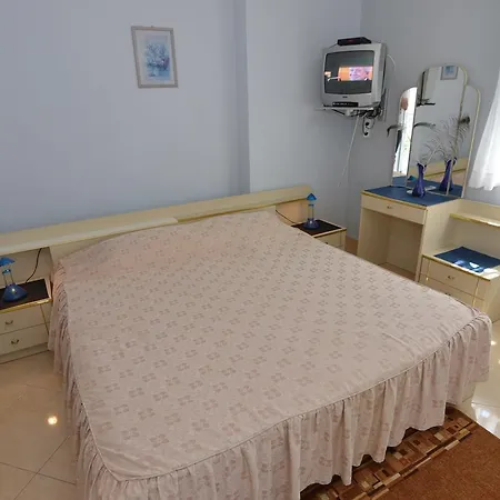 Sergggo - Location 5minute Walk Beach, Strand, 3*