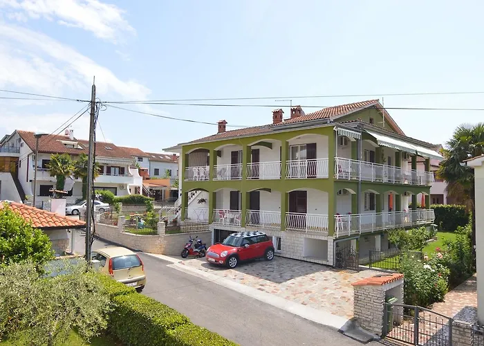 Sergggo - Location 5minute Walk Beach, Strand, 3* Пореч